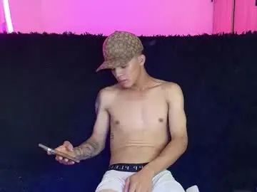 Gay sex chat with esteban__777 - camgaychat.com - Spain