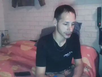 Gay sex chat with sam_96698 - camgaychat.com - Britain