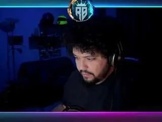 Gay sex chat with ben-405 - camgaychat.com