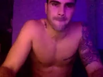 Gay sex chat with johnny__b0y - camgaychat.com - Britain