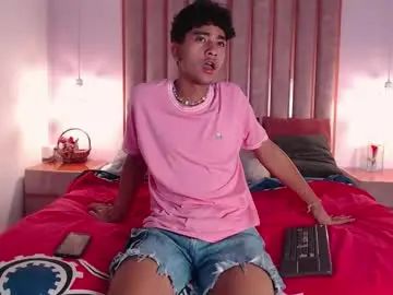 Gay sex chat with mike_thomsonn - camgaychat.com - Britain