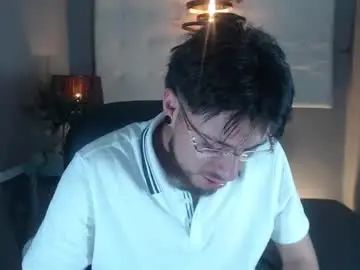 Gay sex chat with vision_jh - camgaychat.com - Britain