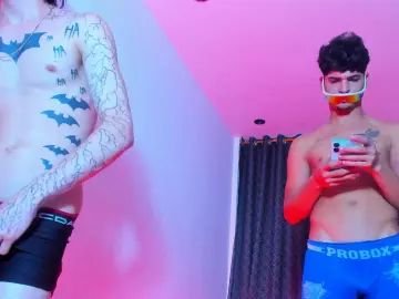 Gay sex chat with TheMansionBat - camgaychat.com - Britain