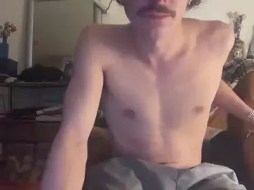 Gay sex chat with Scuznousprinces - camgaychat.com - Britain