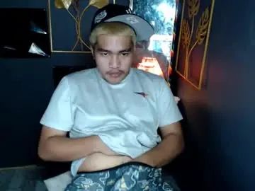 Gay sex chat with xxbigcockchrissxx - camgaychat.com - Britain