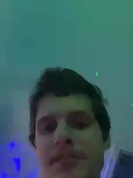 Gay sex chat with bigmotion94 - camgaychat.com - Britain