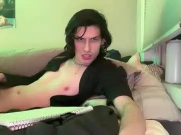 Gay sex chat with stratusfactionxoxo - camgaychat.com - Britain