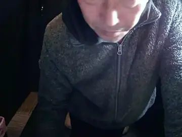 Gay sex chat with agaupt2 - camgaychat.com - Japan