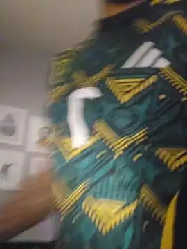 Gay sex chat with Dante_Maximus - camgaychat.com - Britain