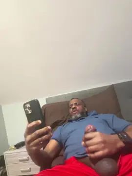 Gay sex chat with arhp3 - camgaychat.com - Britain