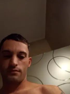 Gay sex chat with Ezequiel19941 - camgaychat.com - Spain