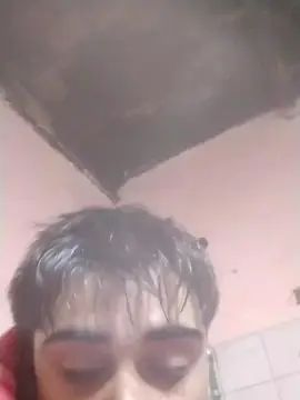 Gay sex chat with emiixxx - camgaychat.com - Spain