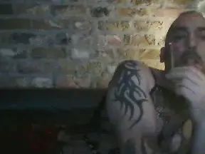 Gay sex chat with strobiewan - camgaychat.com - Britain