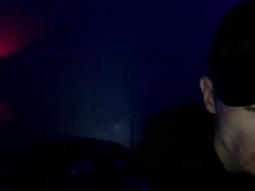 Gay sex chat with qtuzjzbllcos - camgaychat.com - Britain