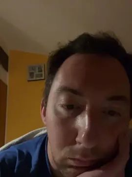 Gay sex chat with screede47 - camgaychat.com - Italy