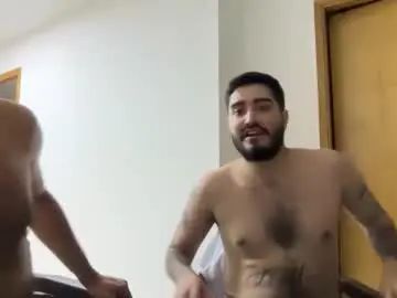 Gay sex chat with latinshaggy - camgaychat.com - Britain