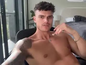 Gay sex chat with brooklyntay - camgaychat.com - Britain