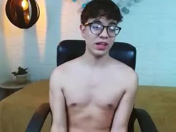 Gay sex chat with cain_cl - camgaychat.com - Britain