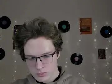 Gay sex chat with noir_kai - camgaychat.com - Britain