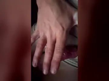 Gay sex chat with wildoverthinker - camgaychat.com - Britain