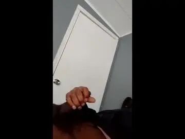 Gay sex chat with smooth_groove666370 - camgaychat.com - Britain