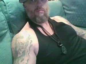 Gay sex chat with Jtmo8889 - camgaychat.com - Britain