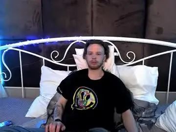 Gay sex chat with landon_malone - camgaychat.com - Russia