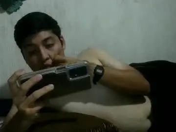 Gay sex chat with sexcum2423 - camgaychat.com - Britain