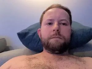 Gay sex chat with Liamsmith657 - camgaychat.com - Britain