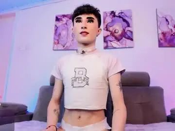 Gay sex chat with sebastianhilton - camgaychat.com - Britain