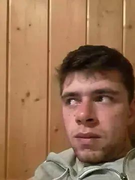 Gay sex chat with Fikip96 - camgaychat.com - Italy