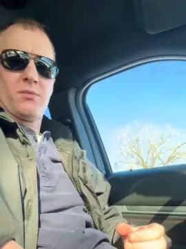 Gay sex chat with Closetbiguy79 - camgaychat.com - Britain