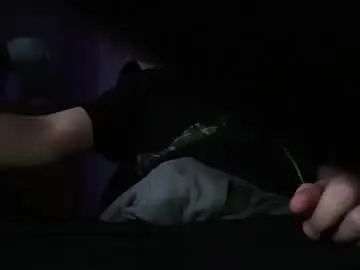 Gay sex chat with jinxroe815 - camgaychat.com - Britain