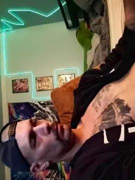 Gay sex chat with Disdicc - camgaychat.com - Britain