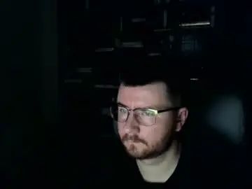 Gay sex chat with dugalicious - camgaychat.com - Britain