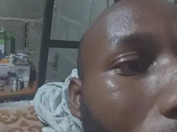 Gay sex chat with 4ndr30 - camgaychat.com - Spain