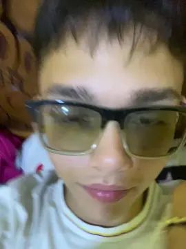 Gay sex chat with Valenciahubx - camgaychat.com - Britain