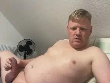 Gay sex chat with BareBackFotze - camgaychat.com - Germany