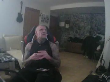 Gay sex chat with tatuaje2 - camgaychat.com - Spain