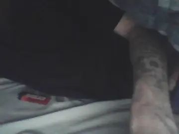 Gay sex chat with Littleloserman2 - camgaychat.com - Britain