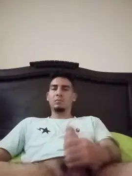 Gay sex chat with Elpollonporno23 - camgaychat.com - Spain