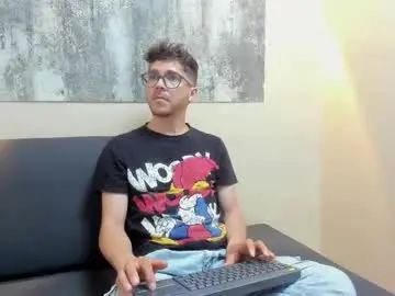 Gay sex chat with matthew_evans1 - camgaychat.com - Britain