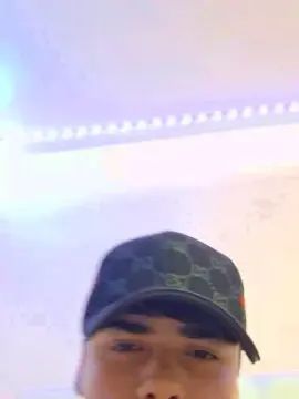 Gay sex chat with Angelito_69_666 - camgaychat.com - Spain