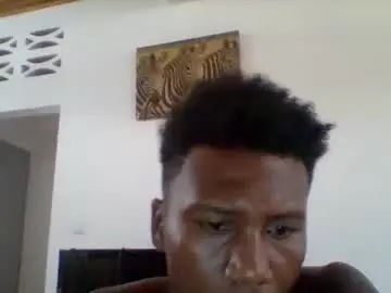 Gay sex chat with madasexe007 - camgaychat.com