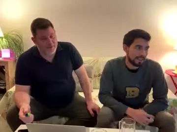 Gay sex chat with bjkouple - camgaychat.com - Britain