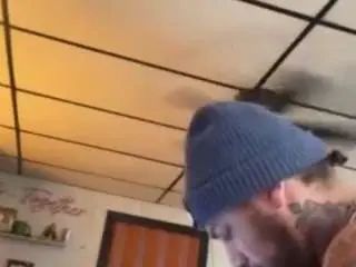 Gay sex chat with johnnybill724 - camgaychat.com