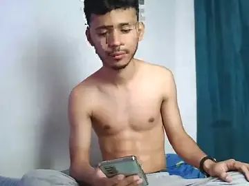 Gay sex chat with Luckbigcock64 - camgaychat.com - France