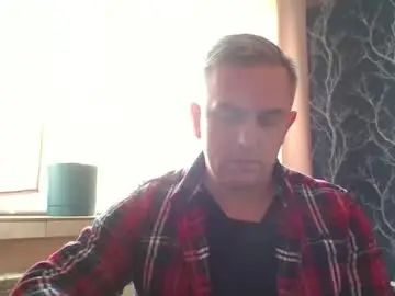 Gay sex chat with matrureontheedge - camgaychat.com - Britain