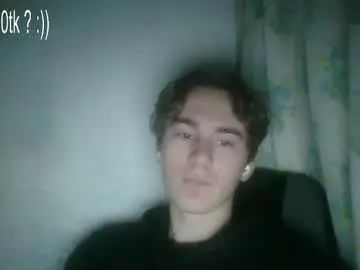 Gay sex chat with redbullzero - camgaychat.com - Britain