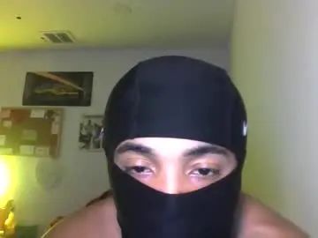 Gay sex chat with mxxnshyne - camgaychat.com - Britain